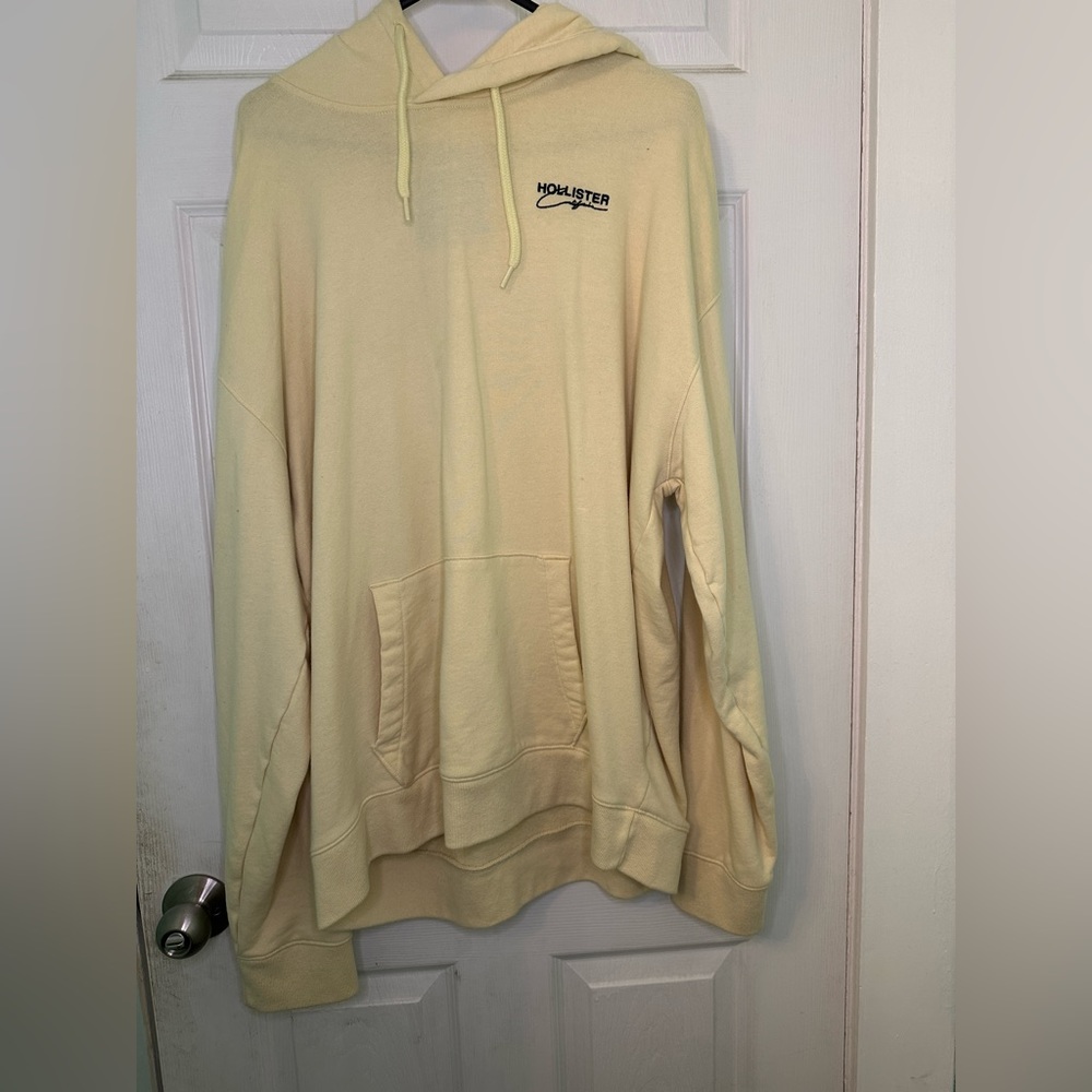 Hollister MENS XXL Light Yellow Hoodie ( Worn once)
